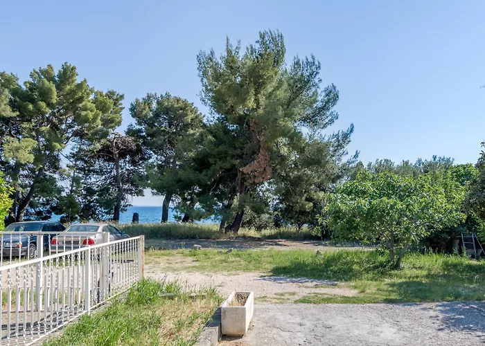 Beachfront Drazen With Patio & Parking Διαμέρισμα Σπλιτ