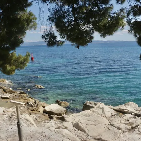 Apartment Beachfront Drazen With Patio & Parking Split